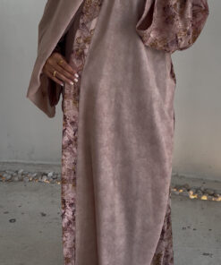 عباية حرير هندي لون نود مقاس ٥٦ مع طرحه شيفون مشجره